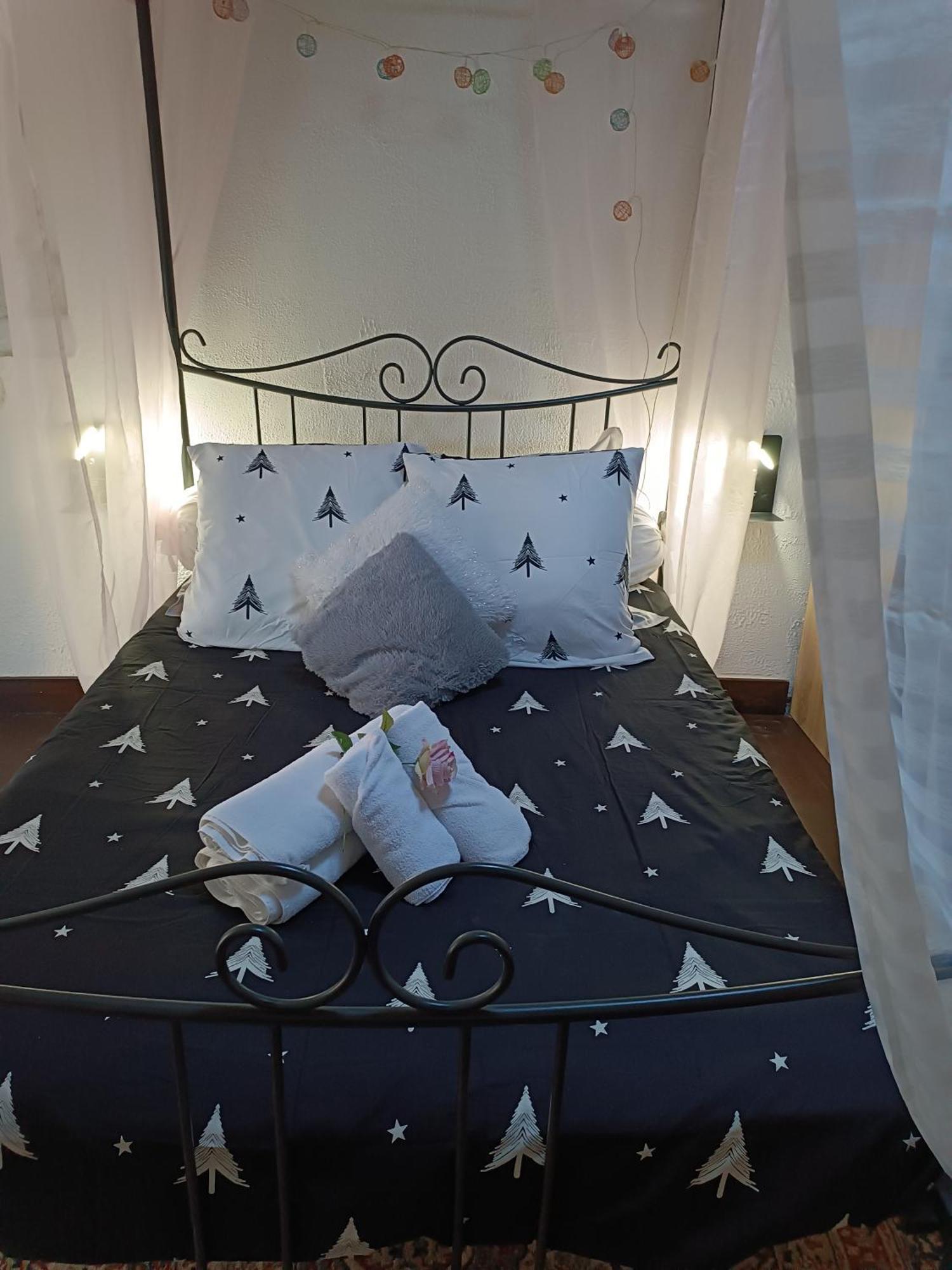 Jolie Maison De Village Capendu Bagian luar foto